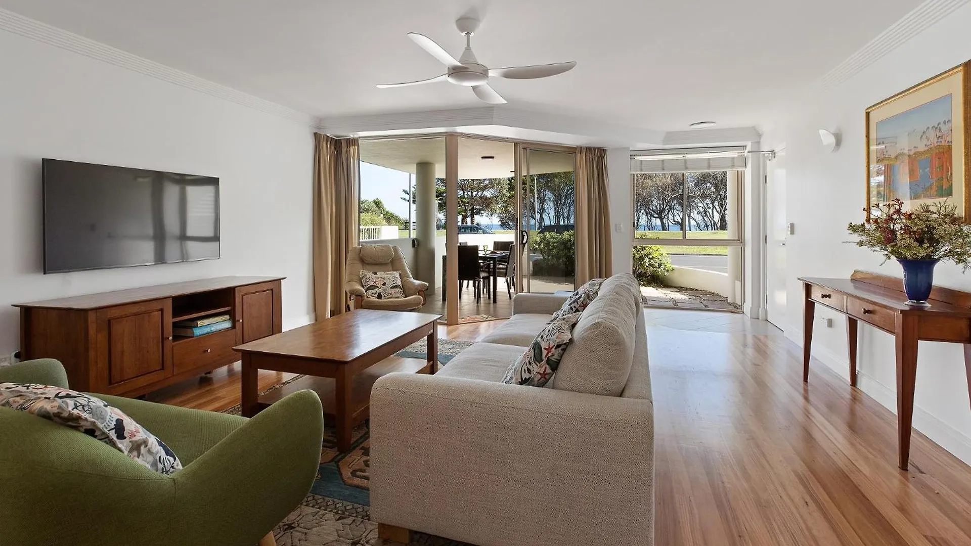 Waterview Beachside Apartment - Palms 2 바이런베이